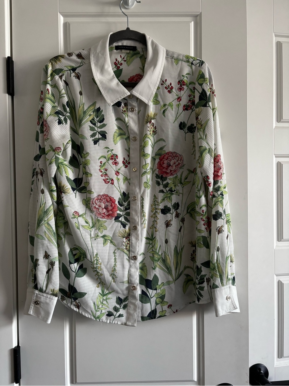 Tommy Hilfiger Floral Button-Down Shirt - White with Pink & Green Floral Print M - Picture 2 of 4